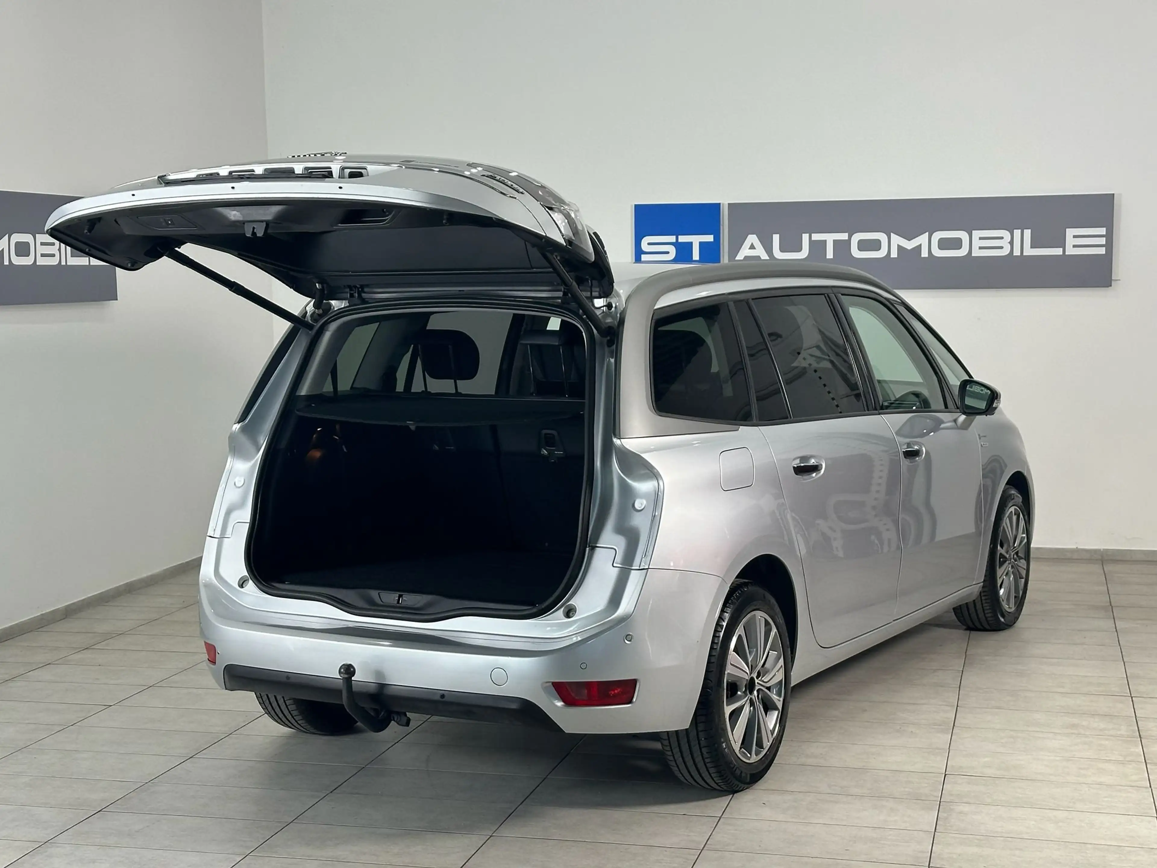 Citroen Grand C4 SpaceTourer Exclusive Aut. // 7-SITZER // AHK // KAMERA // — photo 8