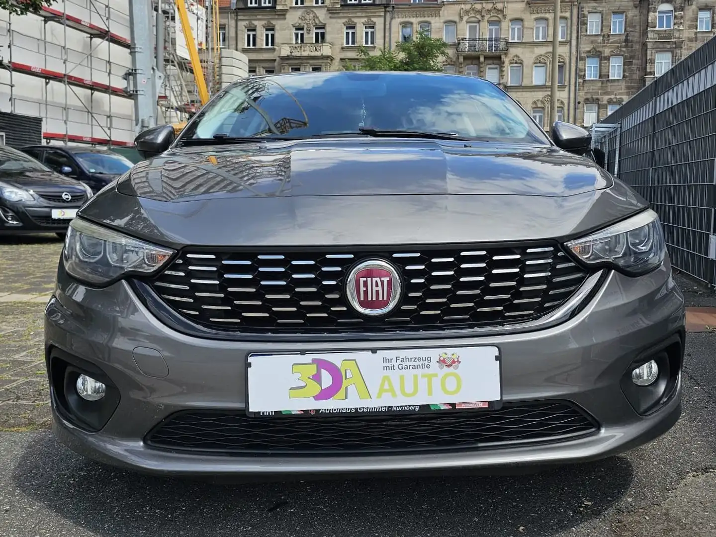 Fiat Tipo Easy 1.6 Multijet Gris - 1