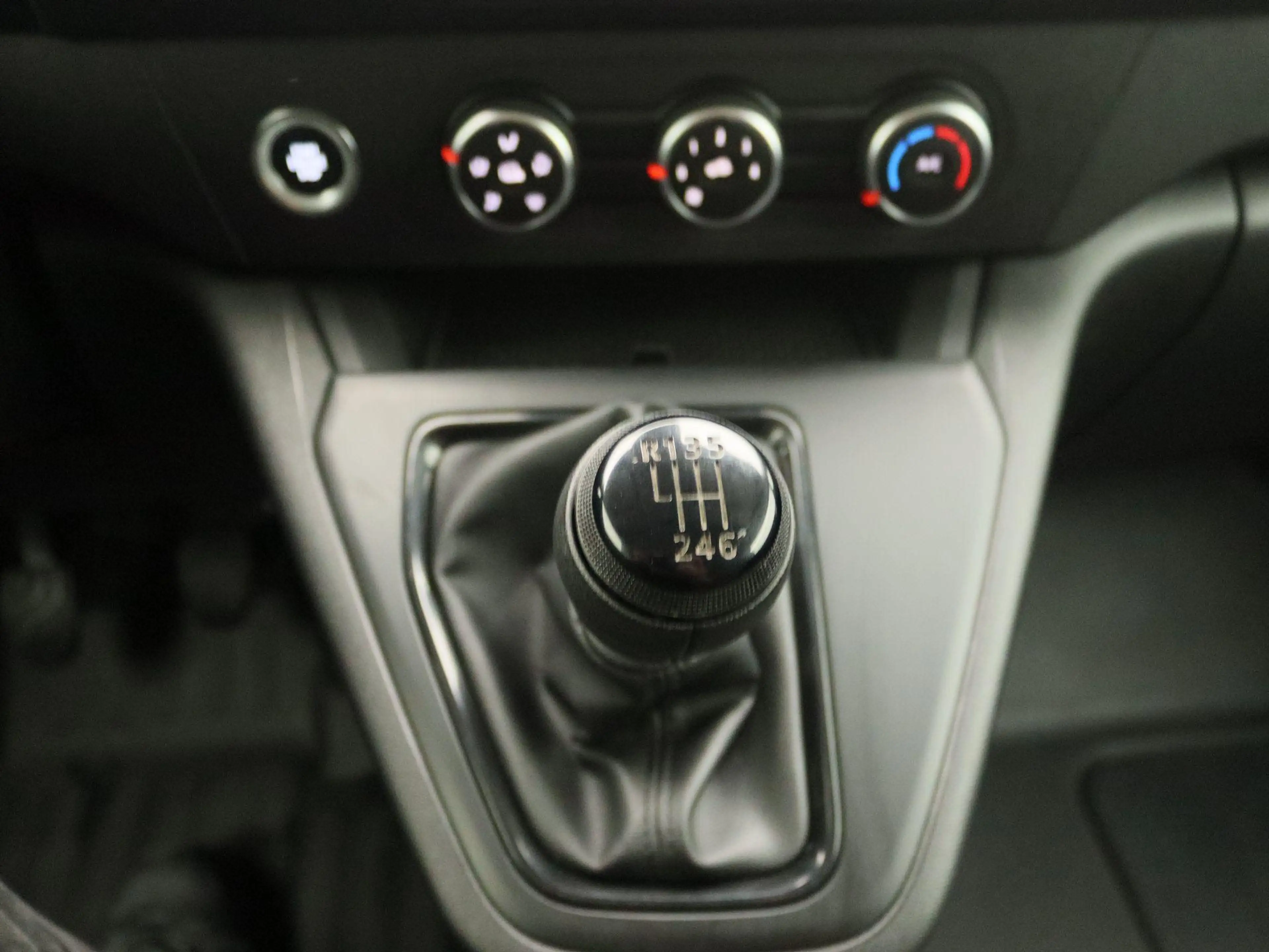 Renault Kangoo 1.5 Blue dCi 95 Comfort L1 — photo 10