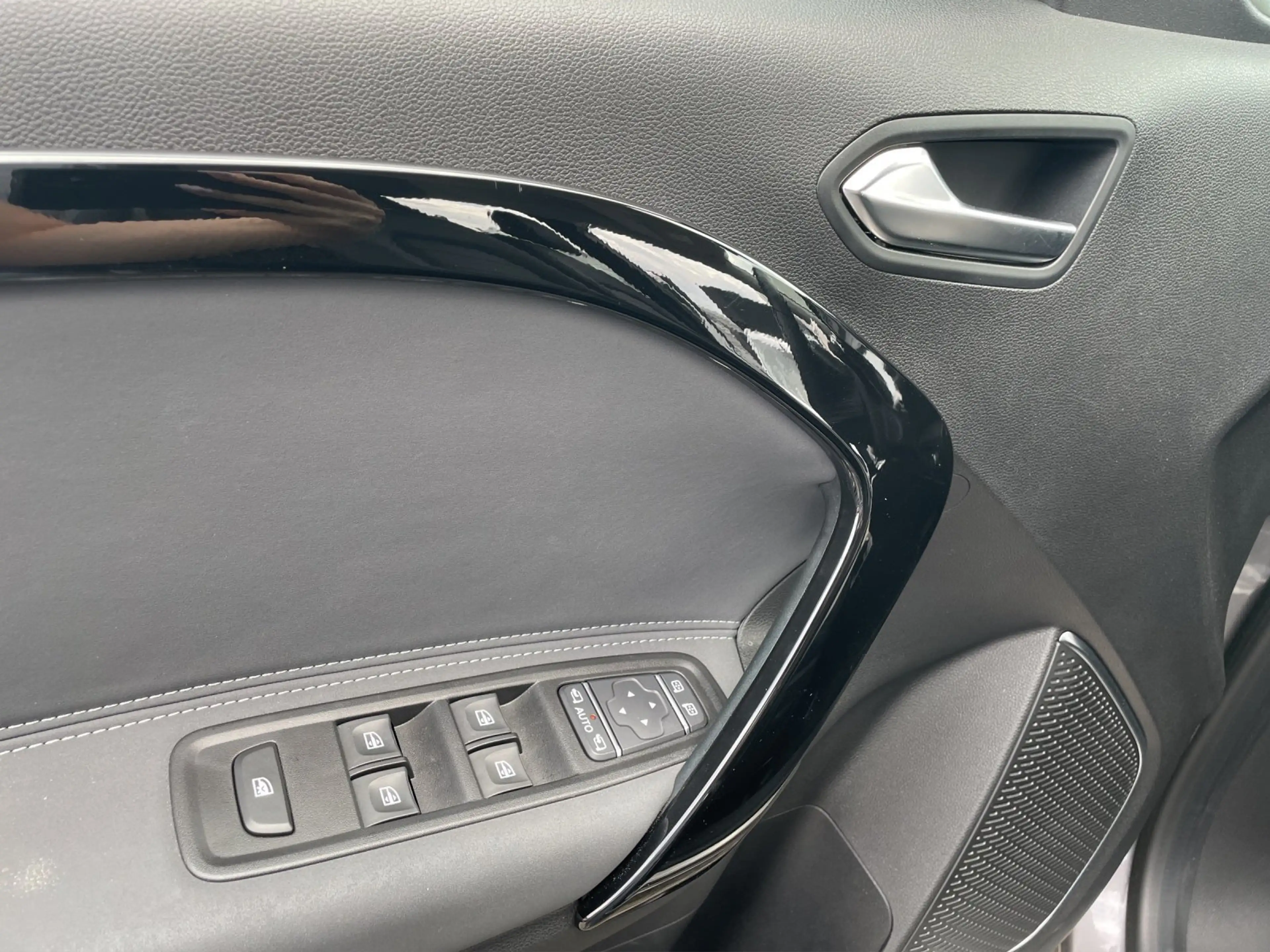 Mercedes-Benz T-Class T 180d Progr LED Navi-/Technik-/PremiumPkt Kamra — photo 12