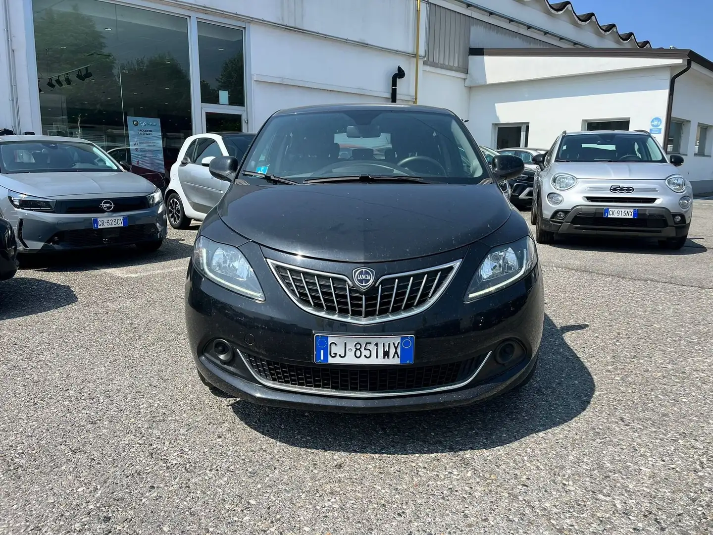 Lancia Ypsilon Ypsilon 1.0 firefly hybrid Silver s PROMO FREEDOM Nero - 2