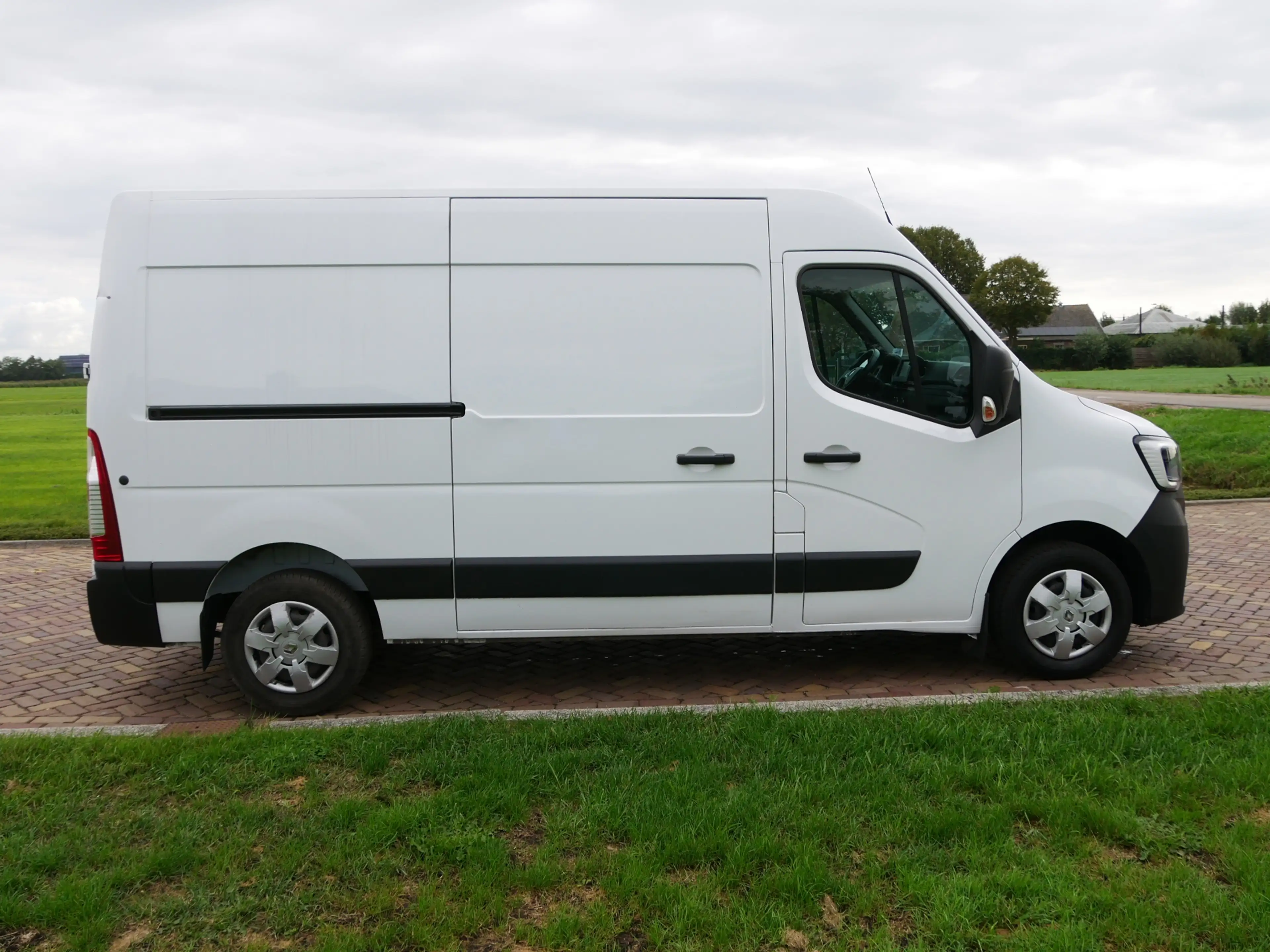 Renault Master T35 2.3 dCi 135 L2H2 Work Edition ** 11999 EX BTW — photo 6