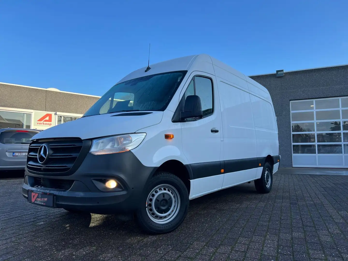 Mercedes-Benz Sprinter 317 L2H2 (€34.250ex) MBUX| 360 CAMERA | 3PL Blanc - 2