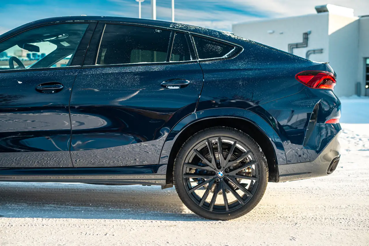 BMW X6 снимка BMW X6