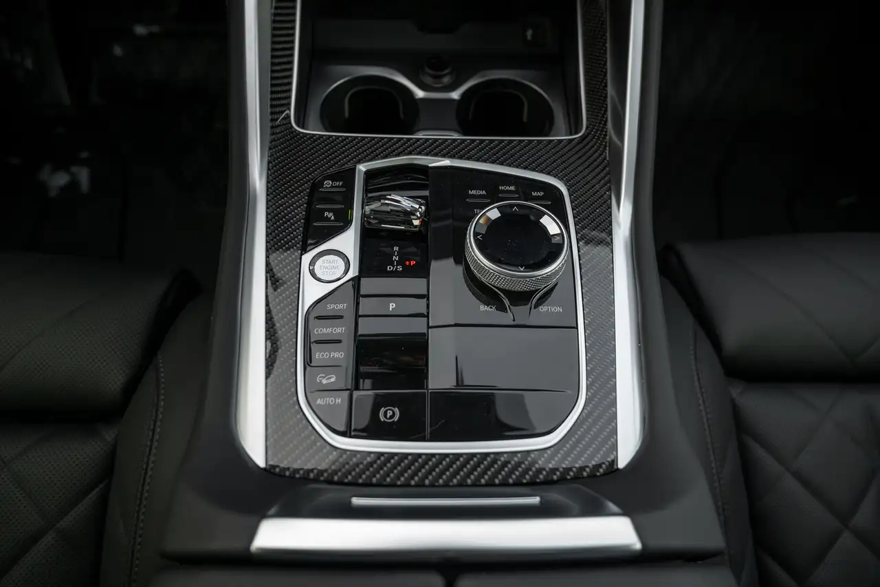 BMW X6 снимка BMW X6