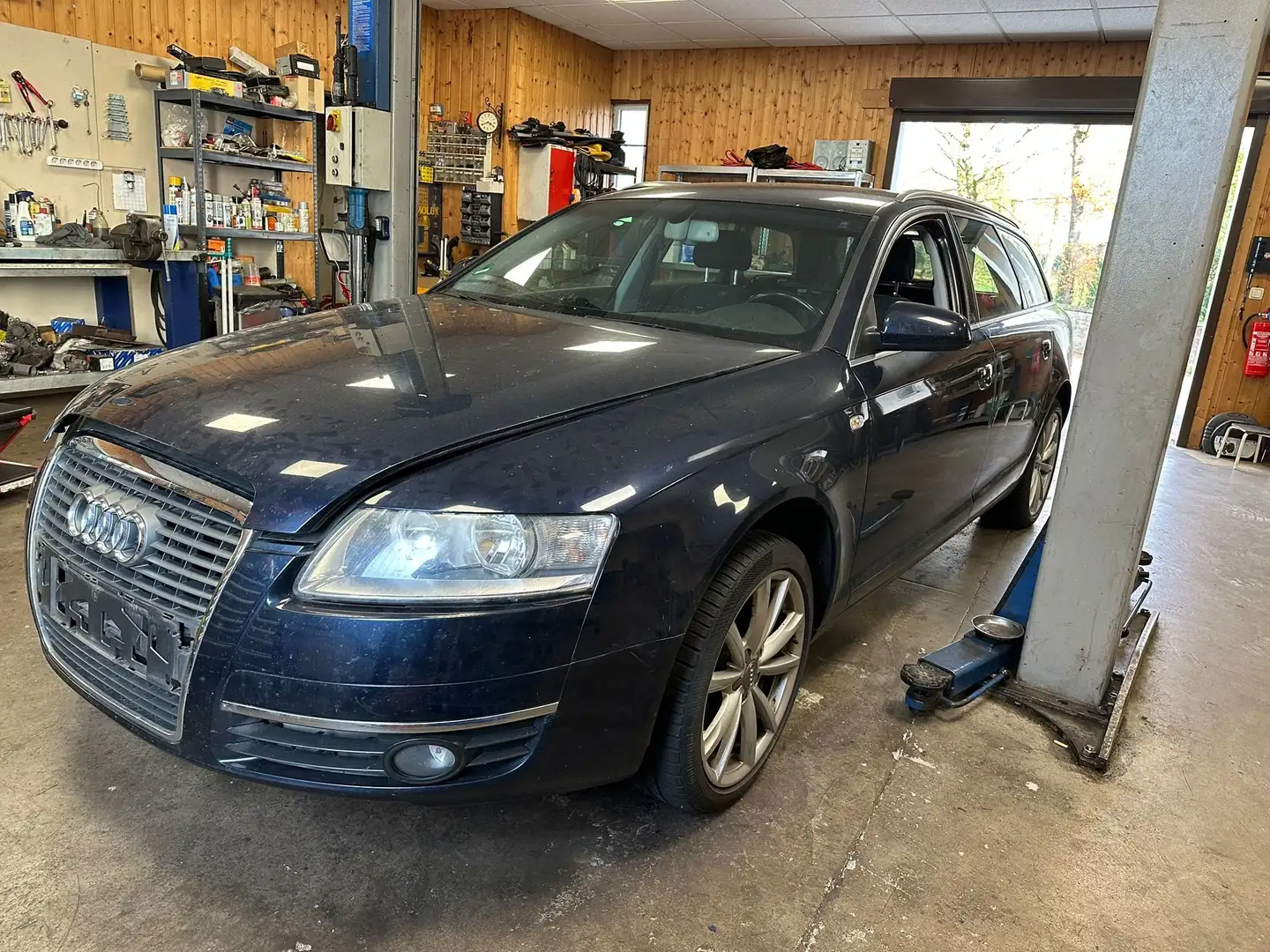Audi A6 2.0 TFSI Automatik zahnriemengerissen Blau - 1