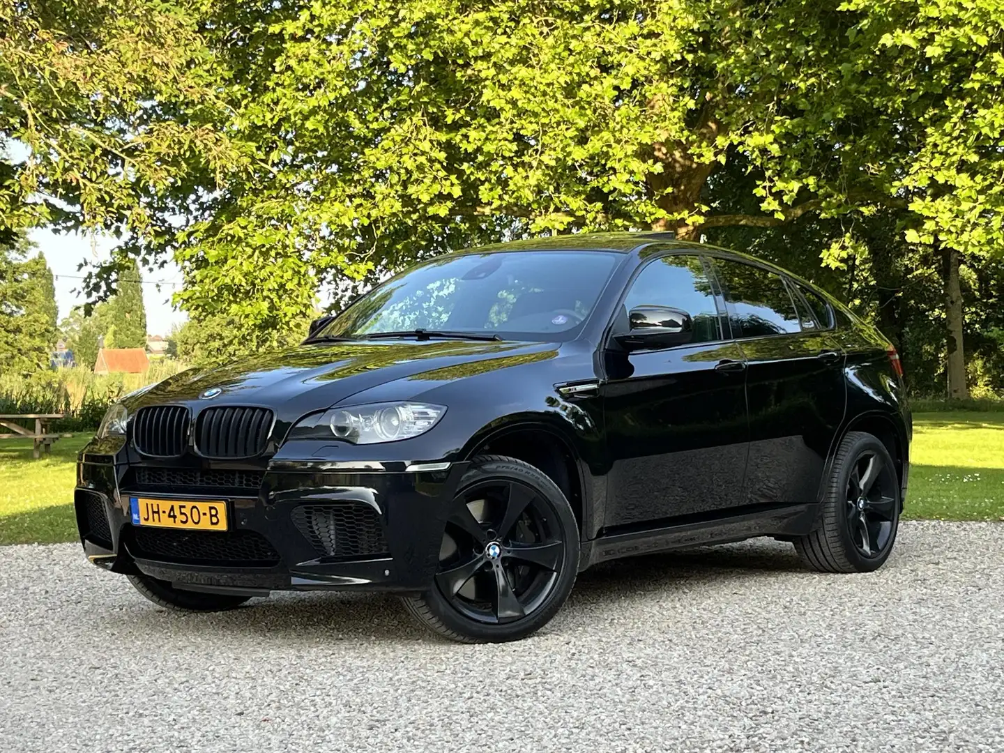 BMW X6 M 555 PK Zwart - 2