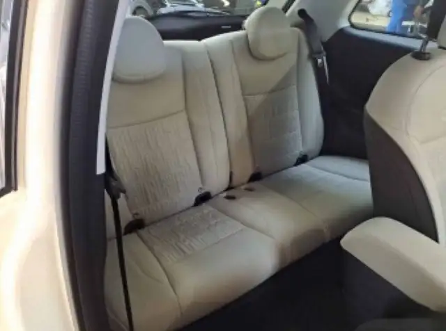 Fiat 500e view 10