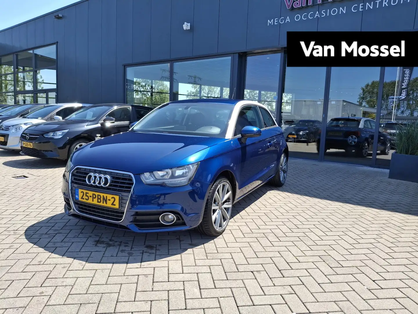 Audi A1 1.4 TFSI Attraction Pro Line Business | Navigatie Blauw - 1