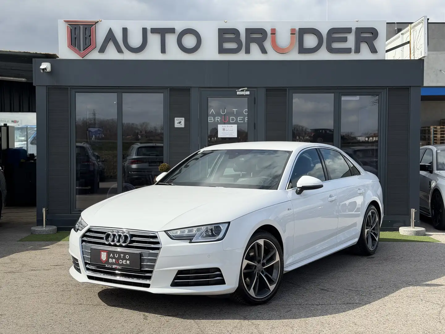 Audi A4 2,0 TDI S-Line S-tronic *AHK*Ambiente Weiß - 1