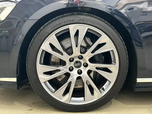 Audi A8 (4N) Hybrid Lang 60 TFSI e PHEV quattro AHK Ansicht 12