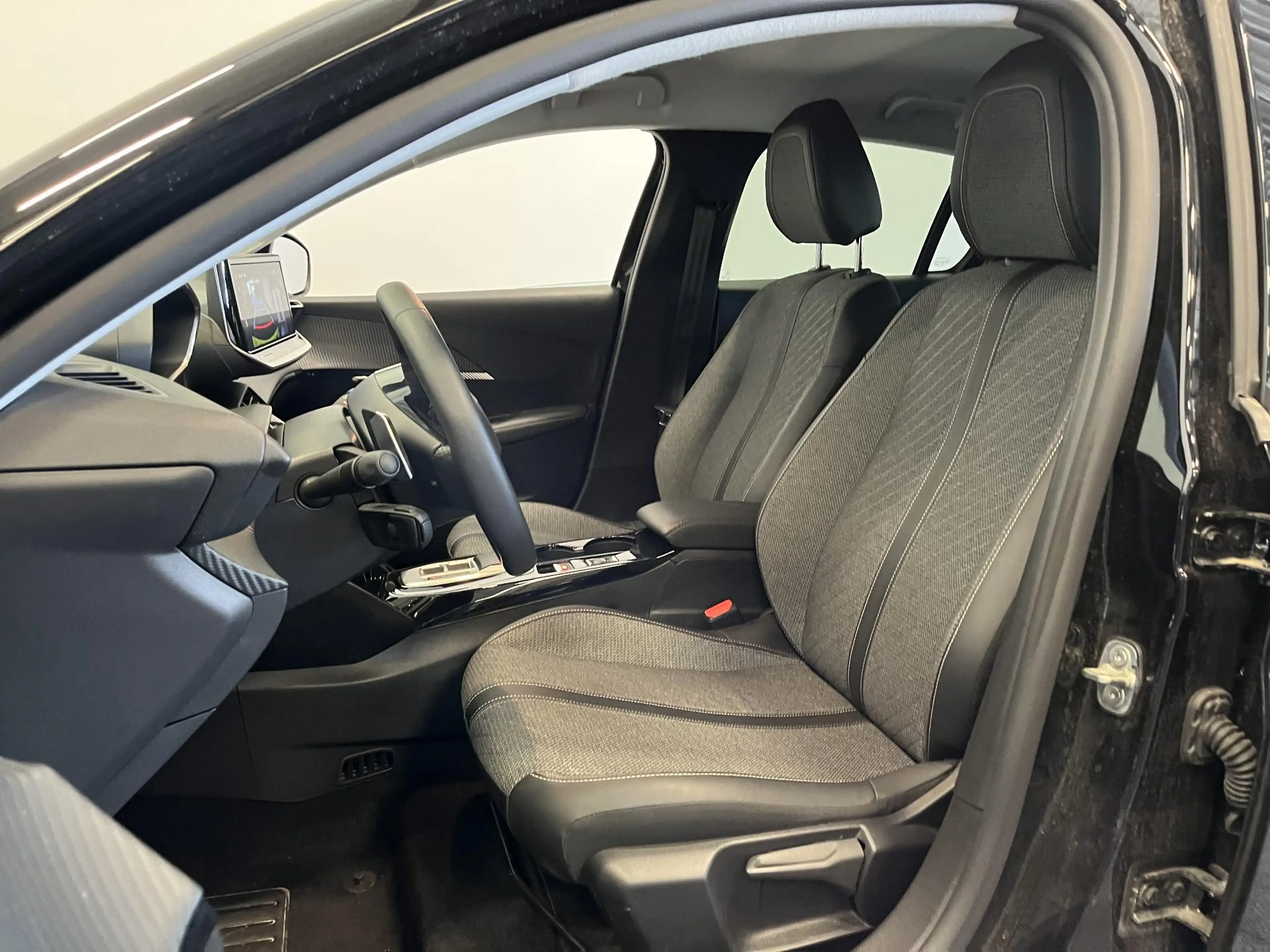 Peugeot 208 Hybrid 100 Automaat Allure Navigatie Apple Carplay — photo 12