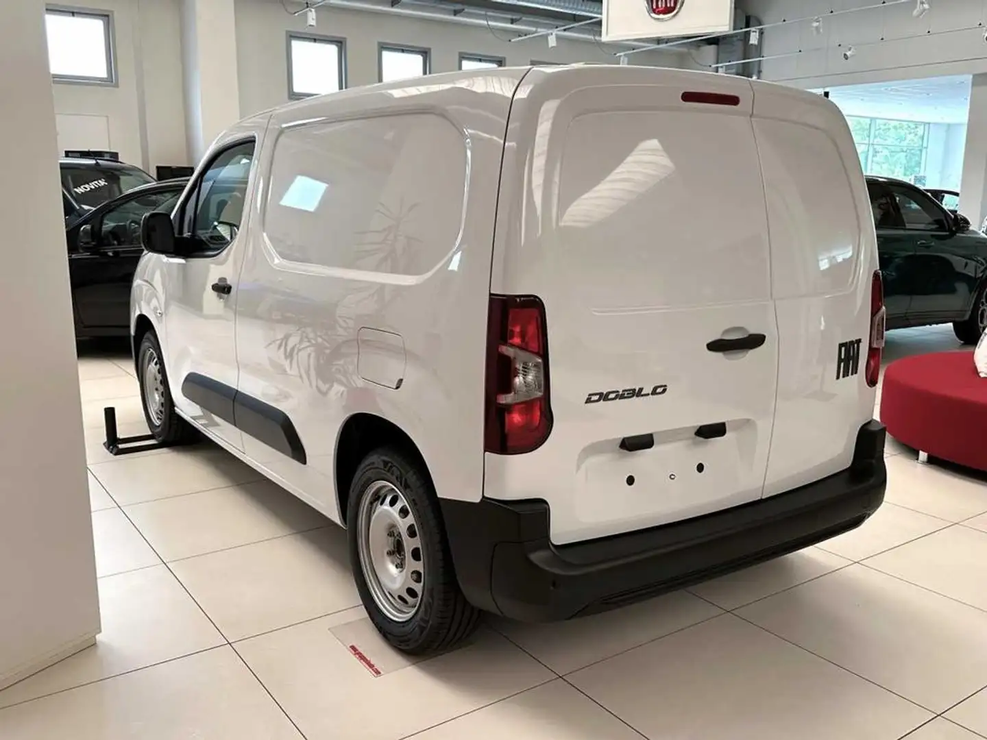 Fiat Doblo van 1.5 bluehdi 130cv CH1 Bianco - 2