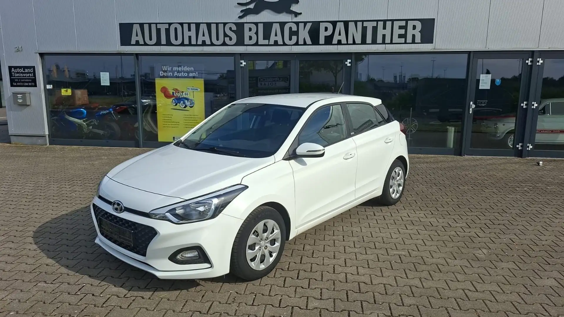 Hyundai i20 Select 1Hand Klima Weiß - 1