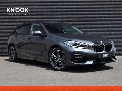 BMW 118 1-serie 118i Executive Sport Line Automaat | Panor