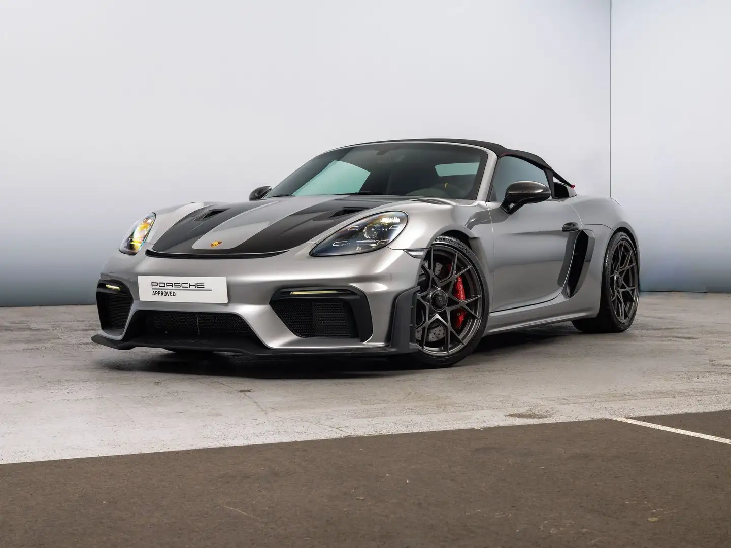 Porsche 718 Spyder Spyder RS Silber - 1