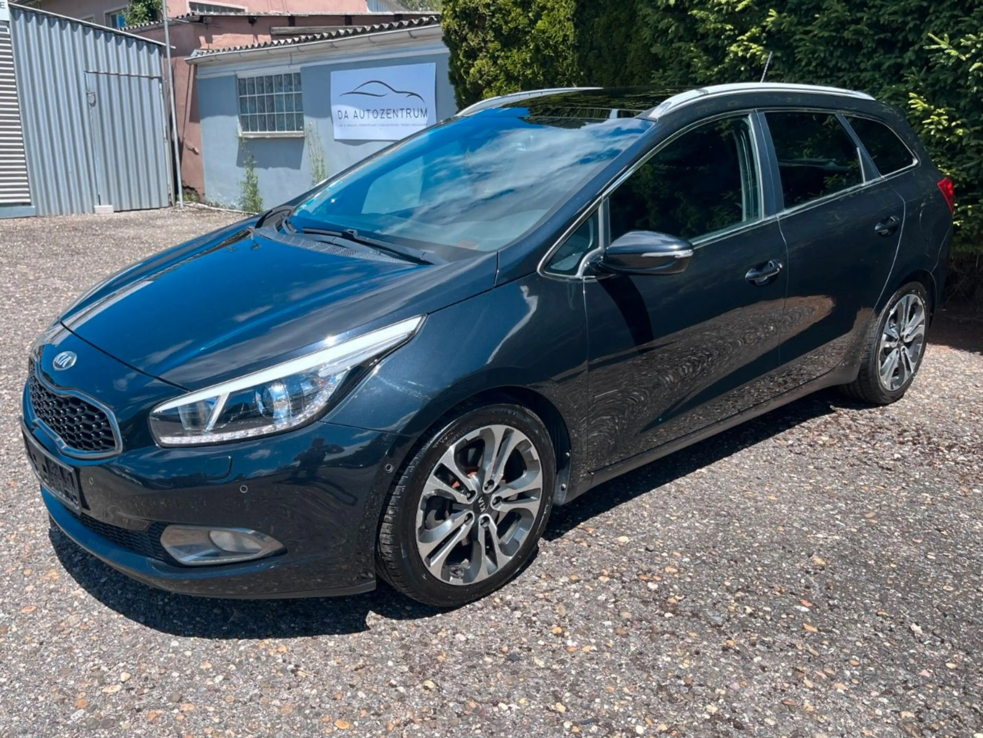Kia Ceed SW / cee'd SW cee'd SW Platinum 1.HD*PANO*RFK*MEMORY*SPUR*SZH — photo 3