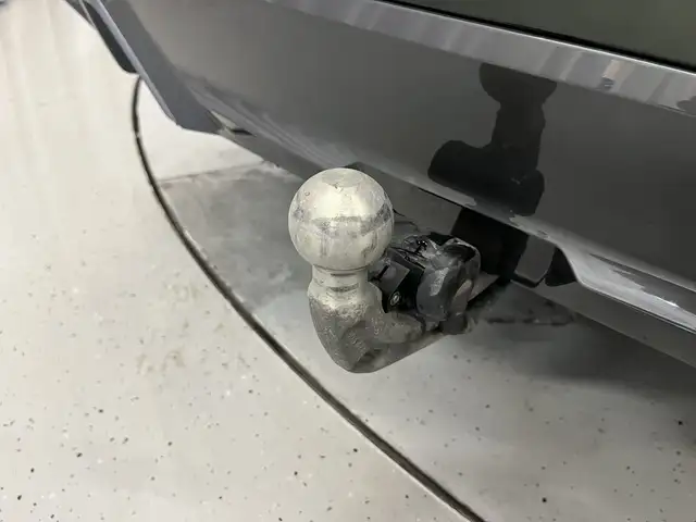 BMW I4 view 17