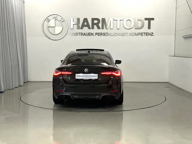 BMW I4 view 4