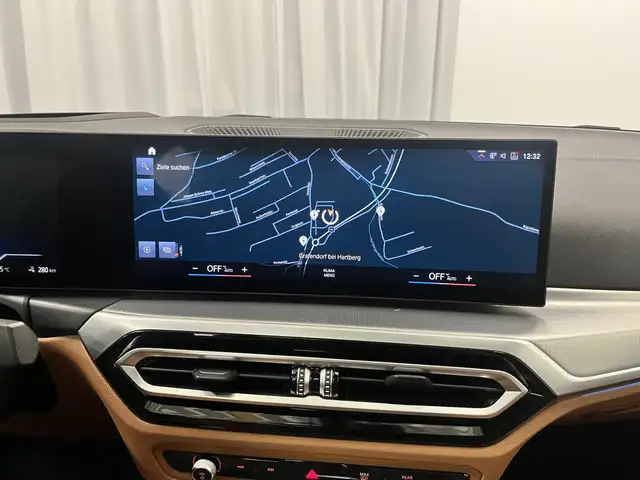 BMW I4 view 12