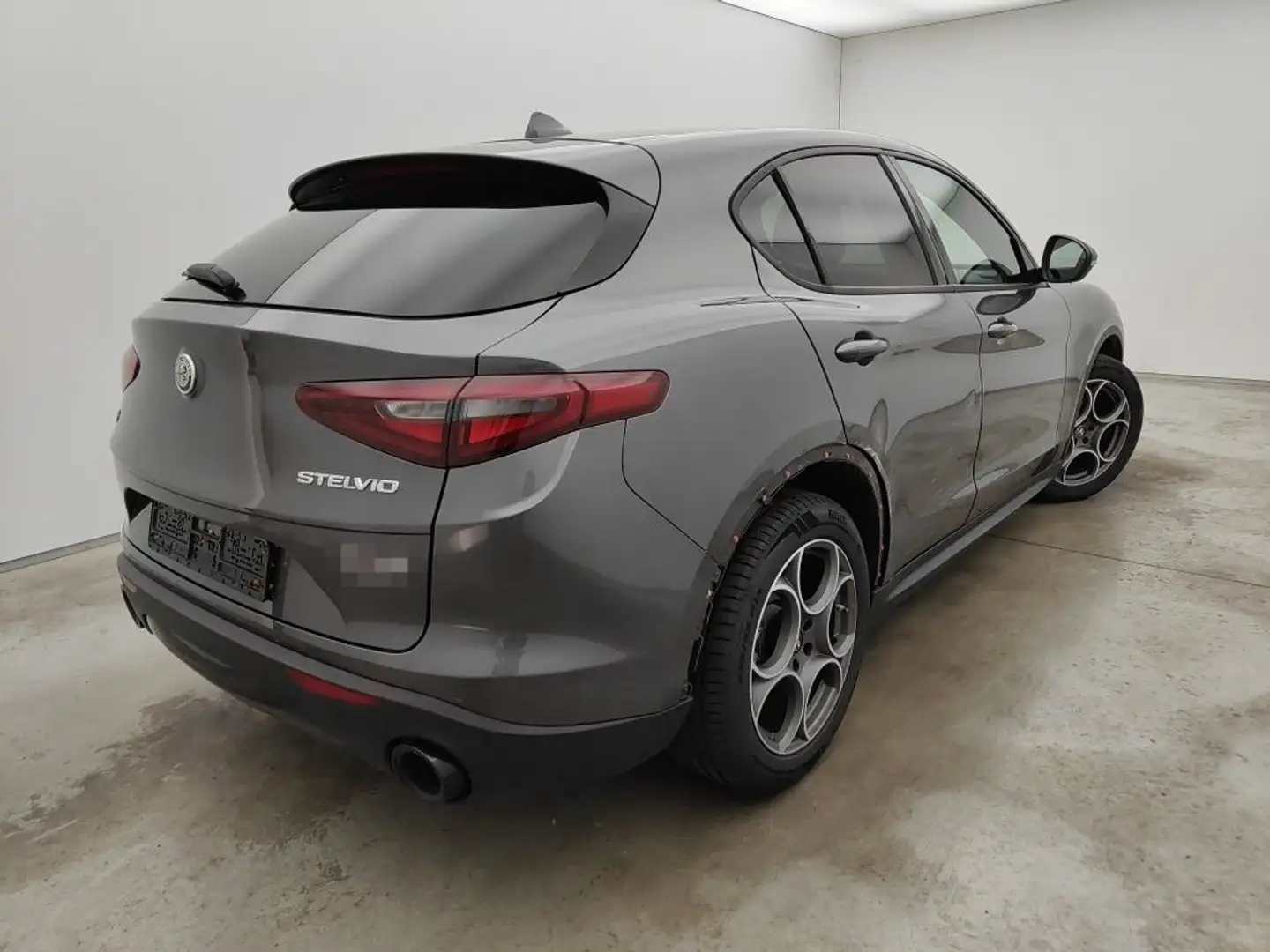 Alfa Romeo Stelvio 2.2 Diesel 140kW 190cv SPRINT AWD - 2
