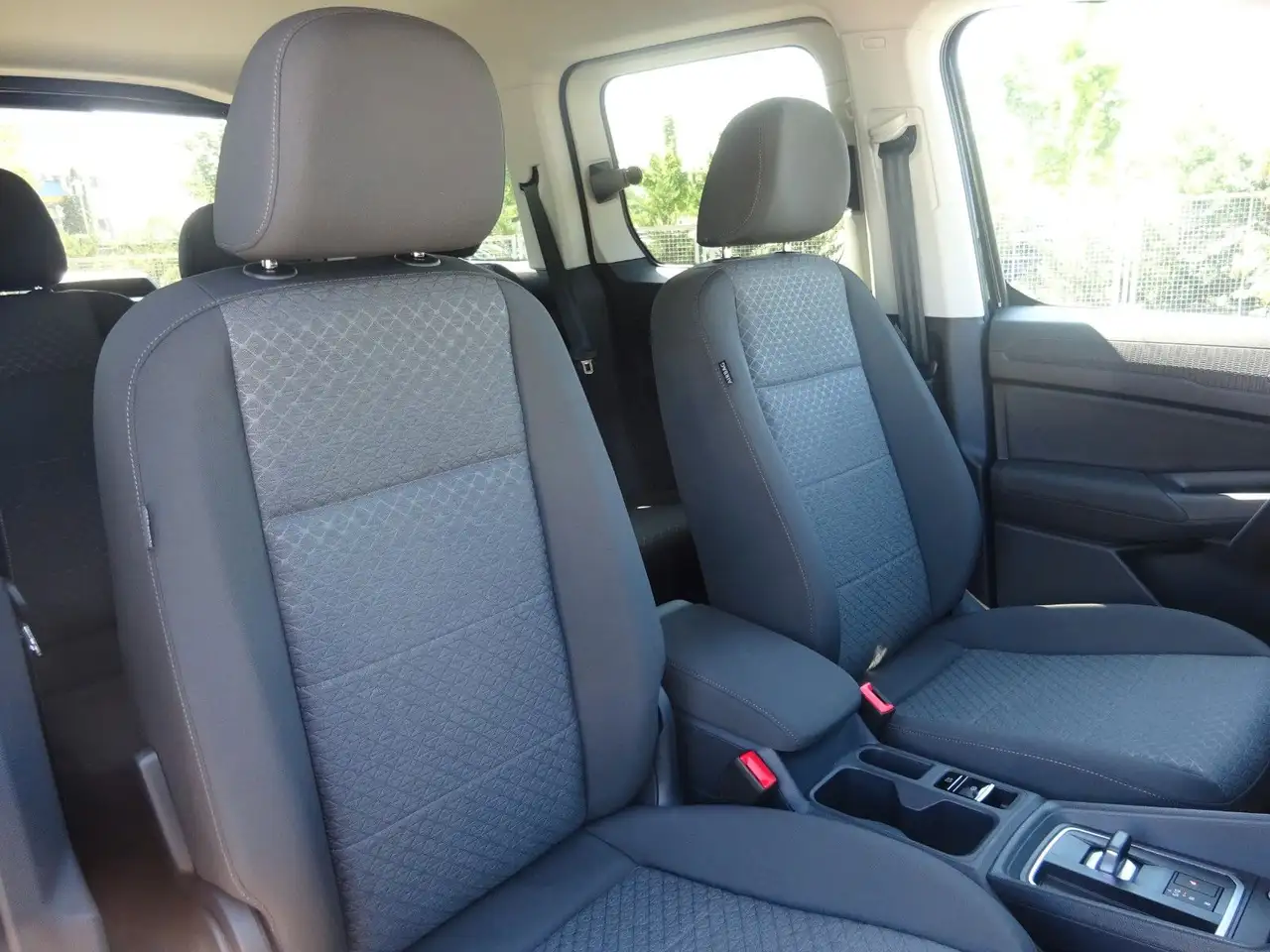 Ford Tourneo 2026 — фото 12
