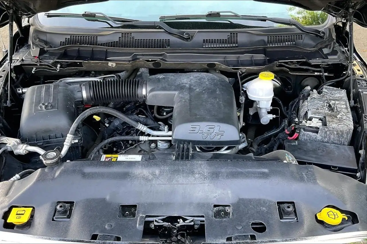 RAM 1500 снимка RAM 1500