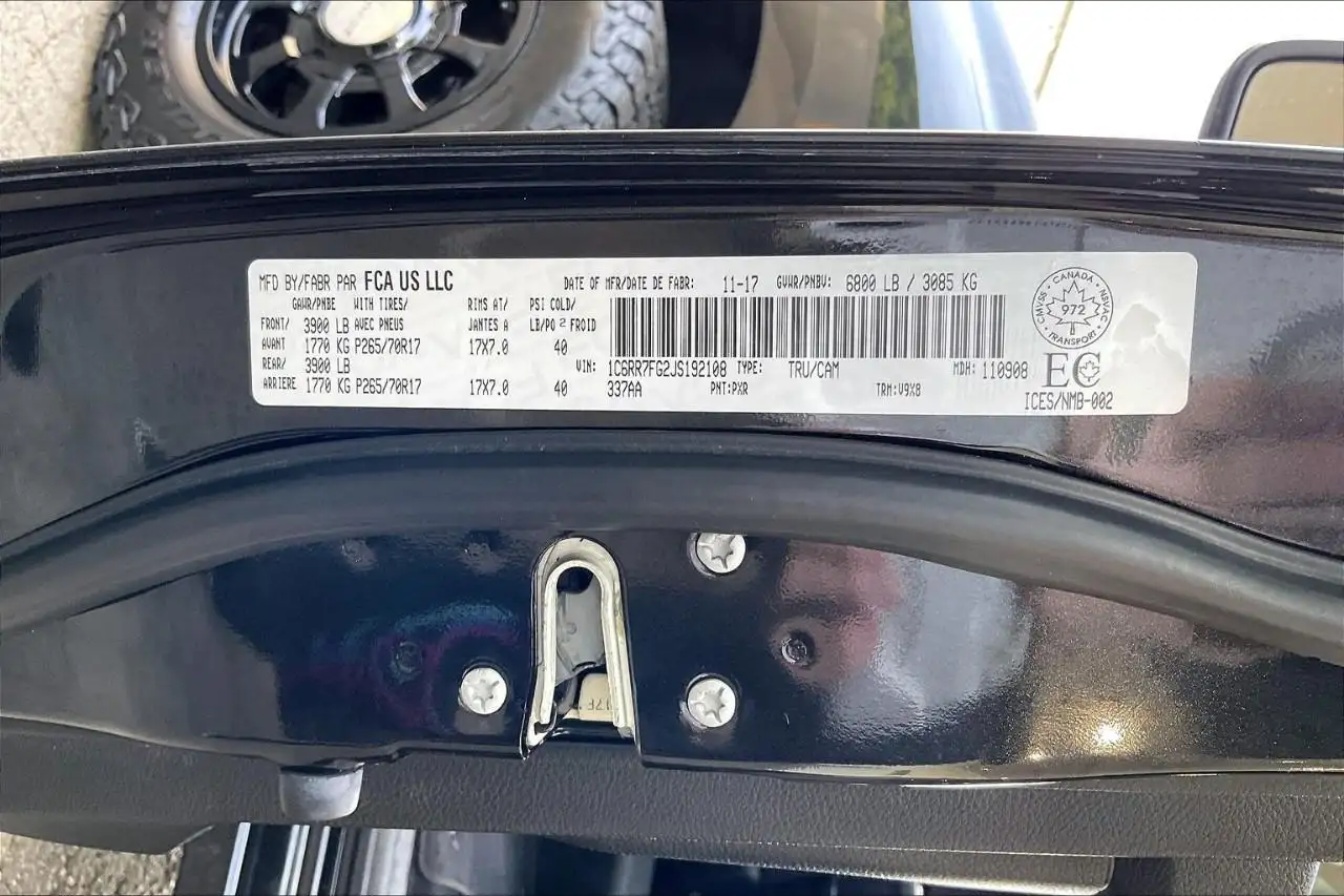 RAM 1500 снимка RAM 1500