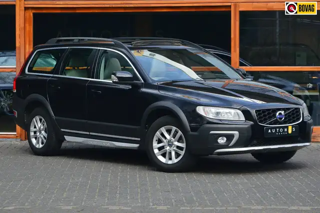 Volvo XC70 T5 FWD Summum | Dealer Onderhouden | Panoramadak |