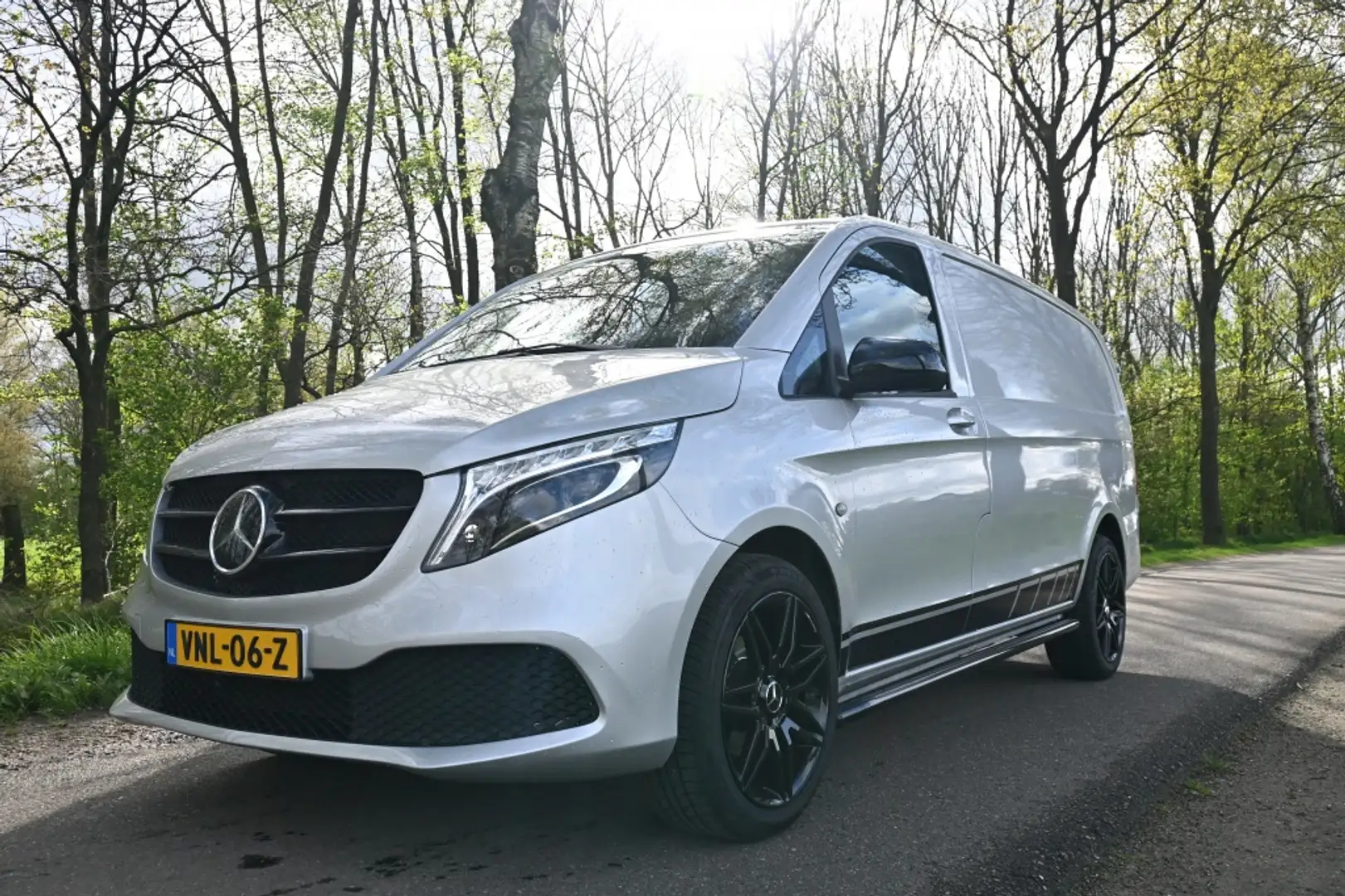 Mercedes-Benz Vito 114 CDI Lang AUT. | Cruise | Led | Carplay | Camer Grijs - 2