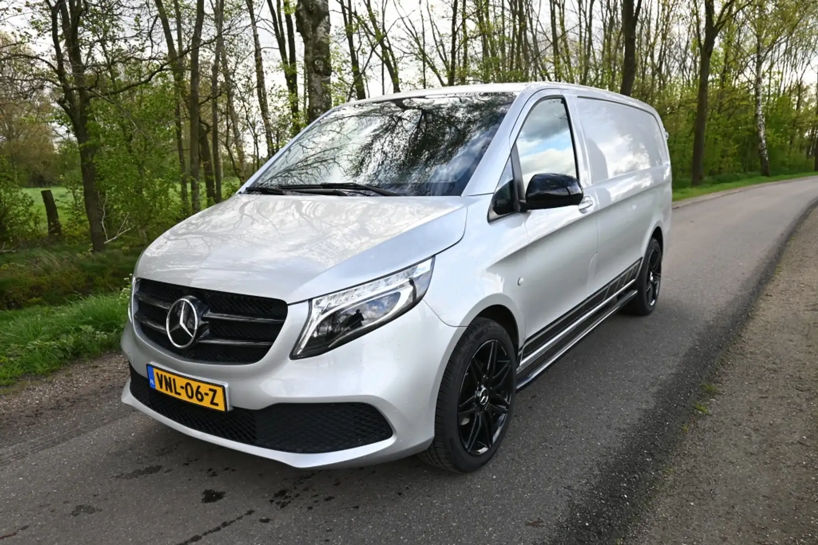 Mercedes-Benz Vito 114 CDI Lang AUT. | Cruise | Led | Carplay | Camer Grijs - 1