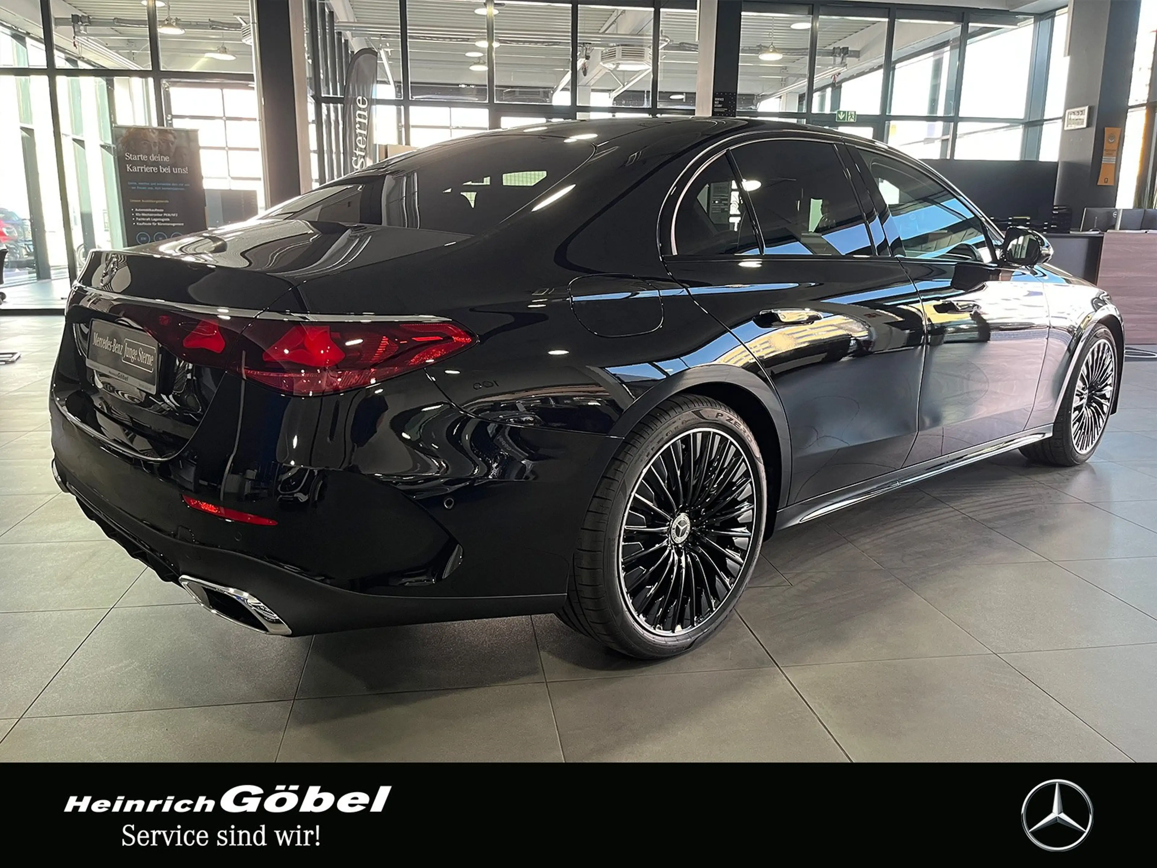 Mercedes-Benz E 450 d AMG+PANO+DIGITAL-L+SUPERSCREEN+AIRMATIC — photo 6