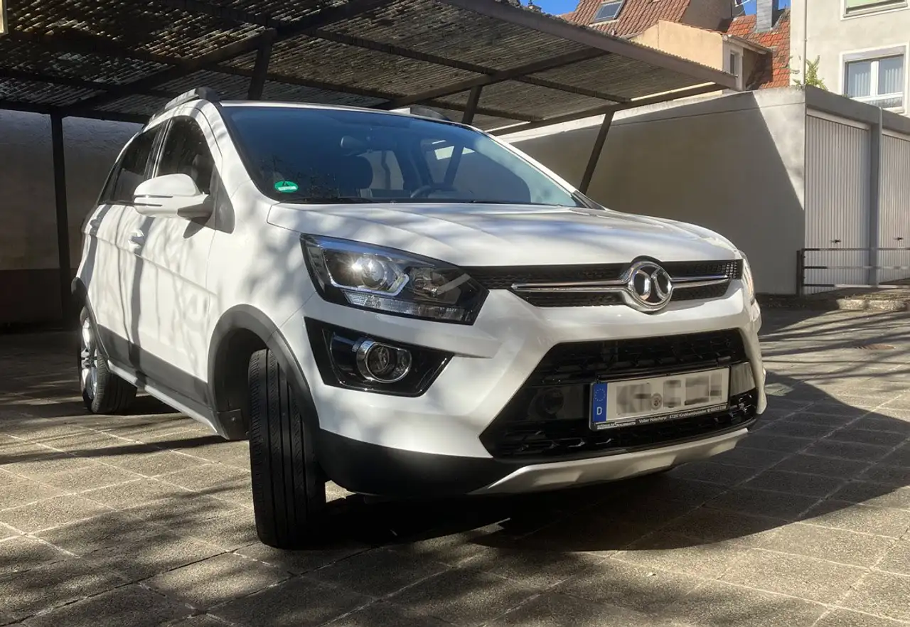 BAIC Senova X25