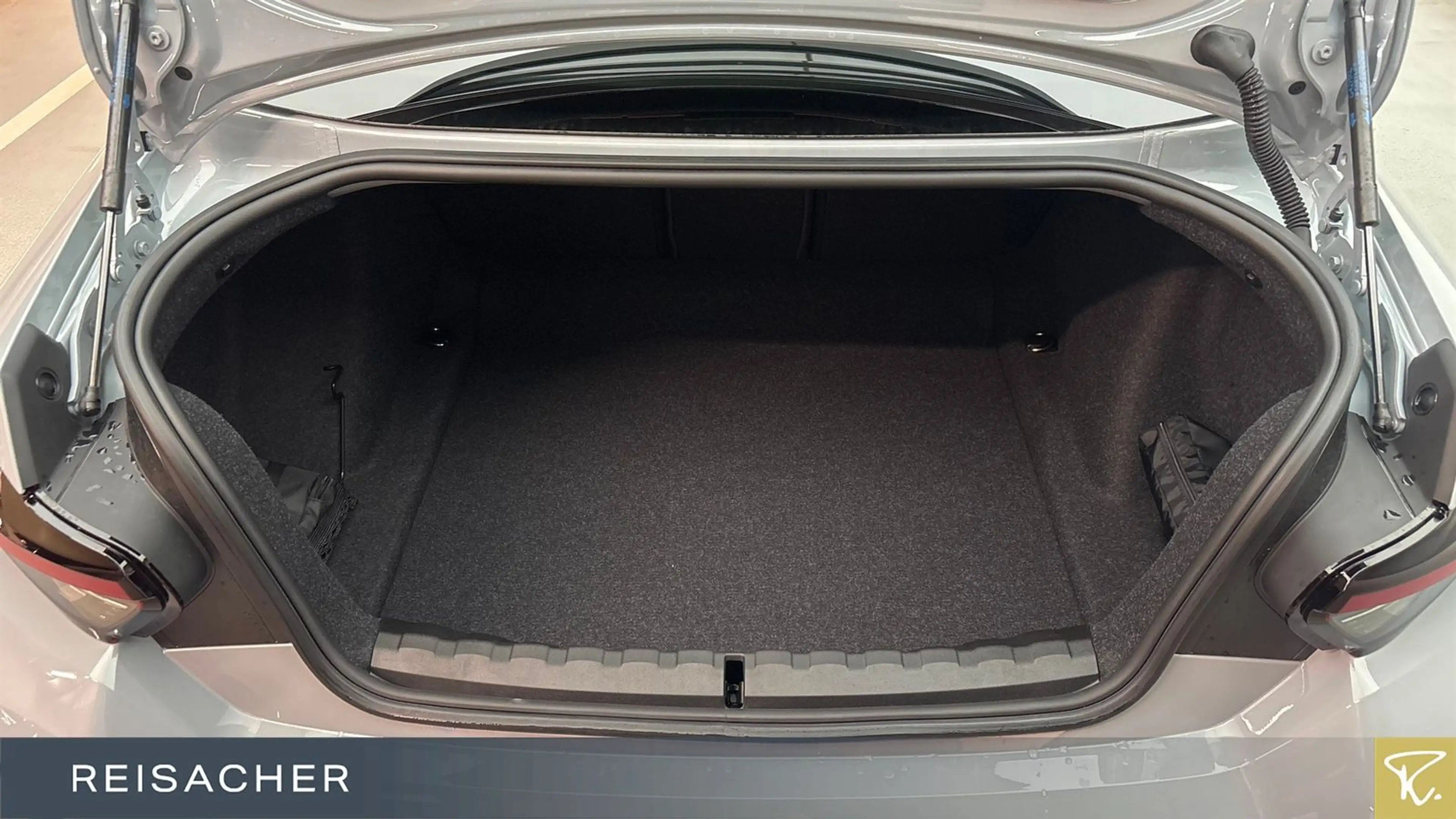 BMW M2 Coupé Autom. Parksystem Navigationssystem — photo 10