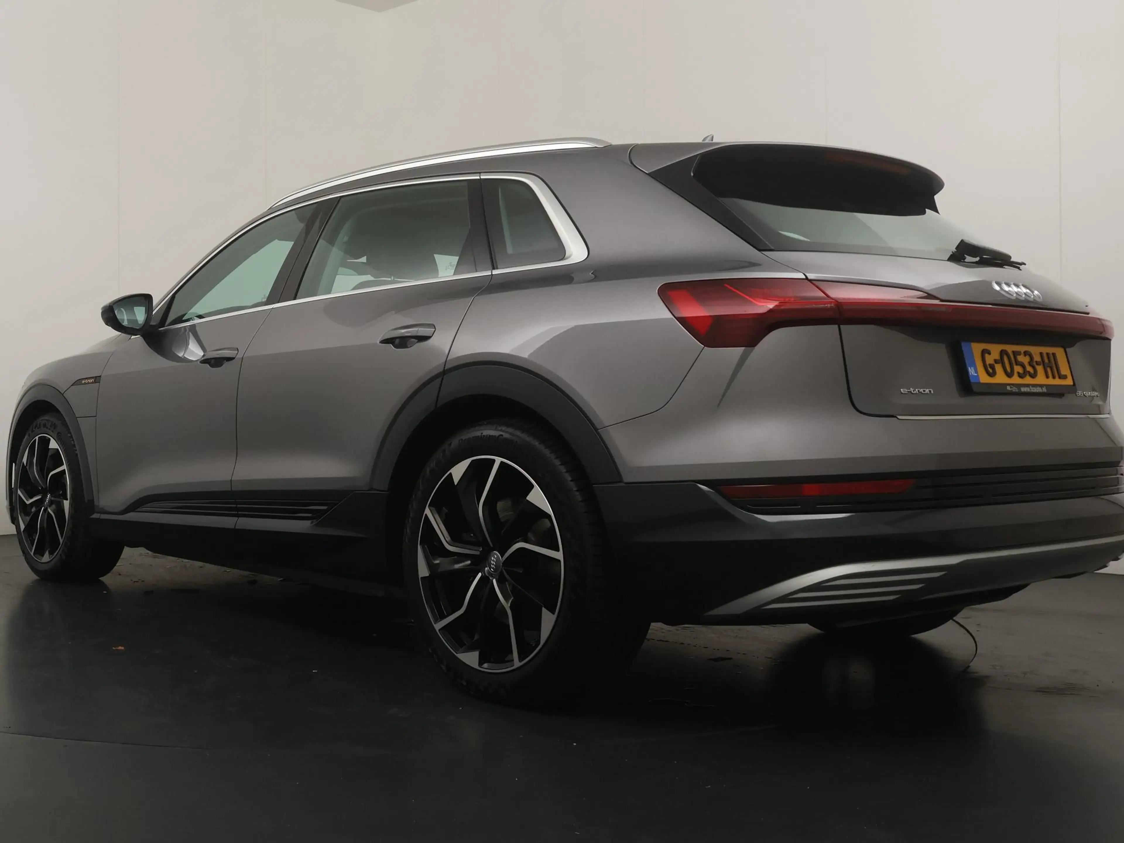 Audi e-tron e-tron 55 quattro advanced 95 kWh - Schuifdak - Le — photo 4
