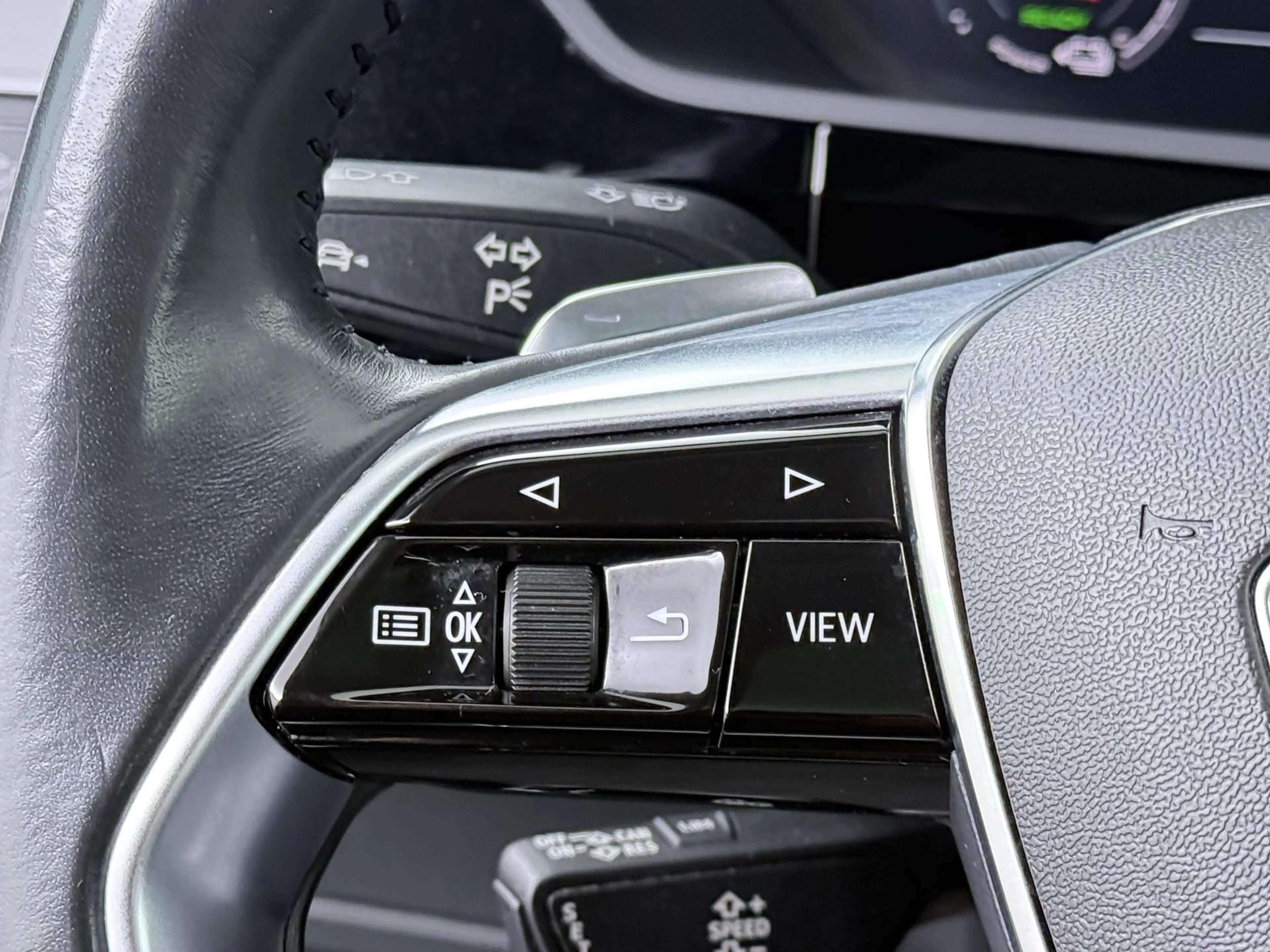 Audi e-tron e-tron 55 quattro advanced 95 kWh - Schuifdak - Le — photo 16