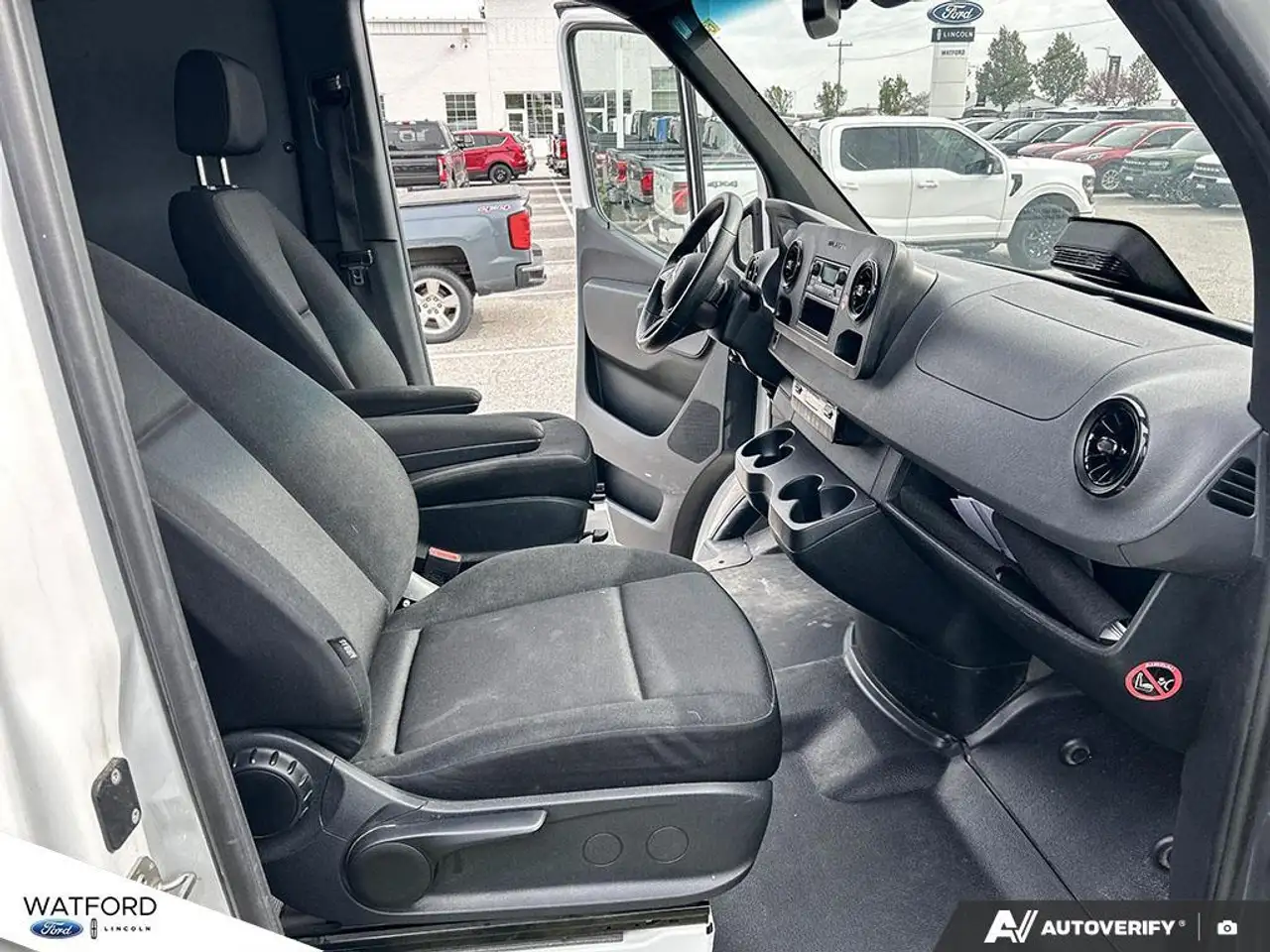Mercedes-Benz Sprinter fotografie Mercedes-Benz Sprinter