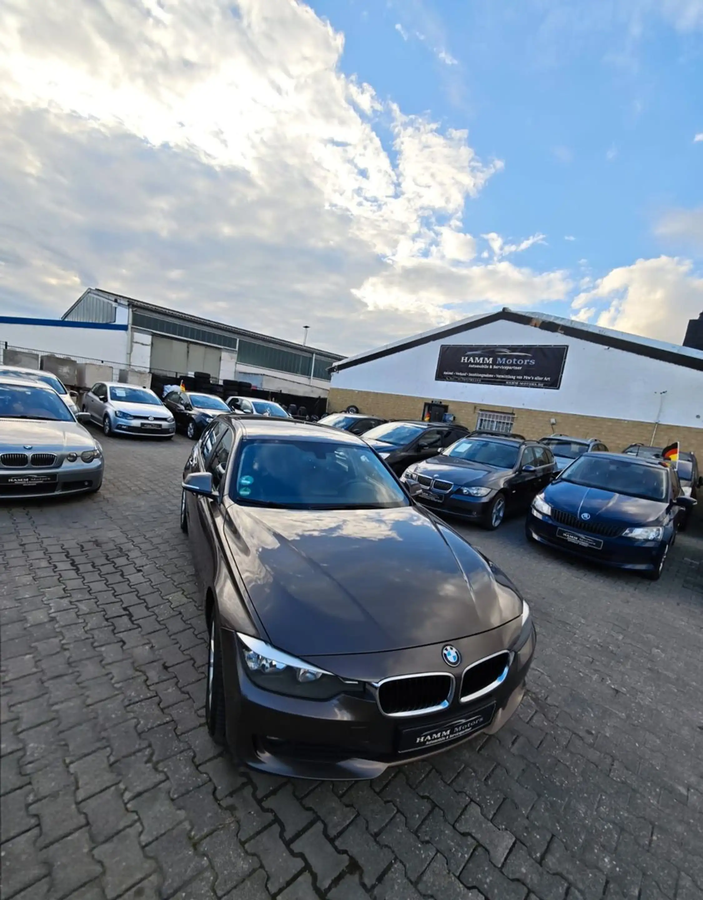 BMW 318 d Automatik, Licht-Paket aus, 2.Hand — photo 3