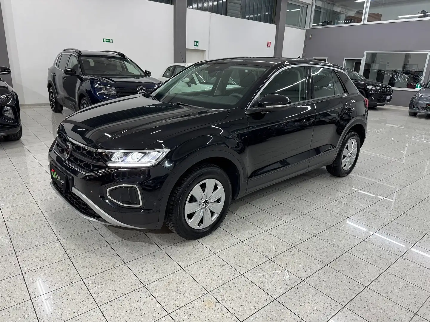 Volkswagen T-Roc 1.0 tsi LIFE 110cv FUL LED SENSORI BELLA!!!!! Nero - 1