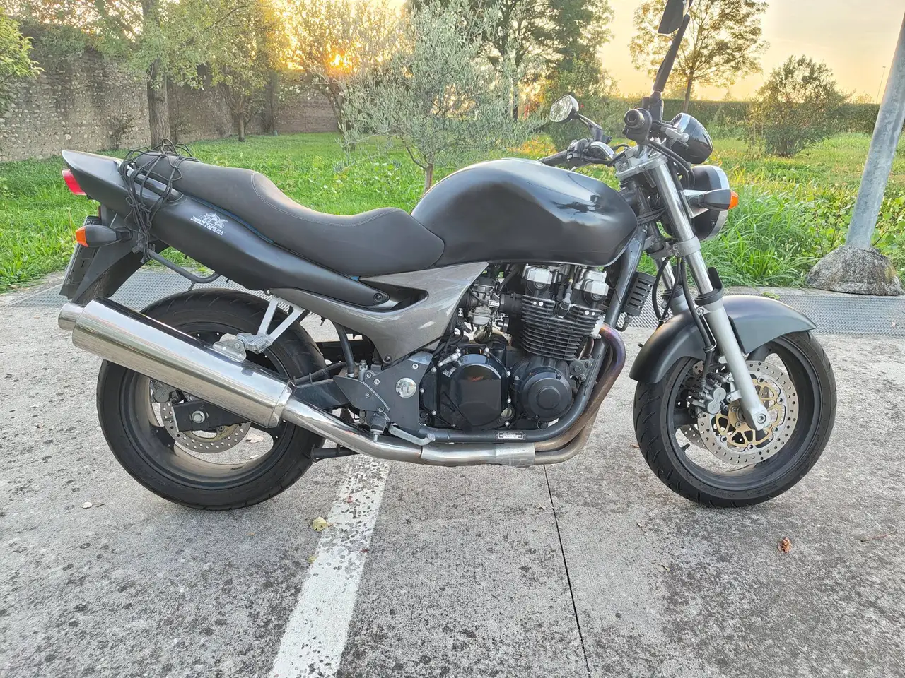 Kawasaki ZR