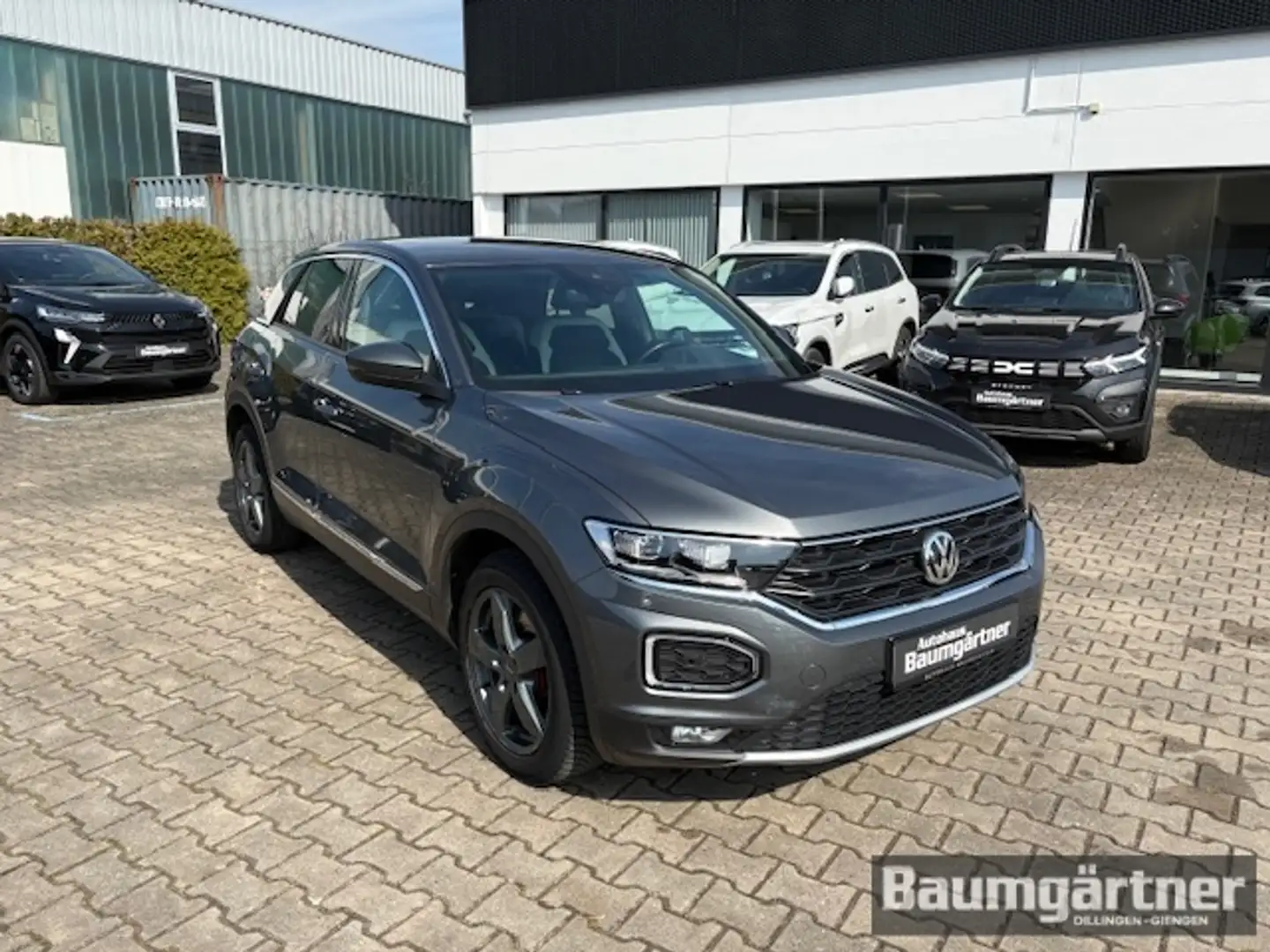 Volkswagen T-Roc Sport 1.5 TSI DSG Kamera/PDC/LED/Sitzh. Grau - 2