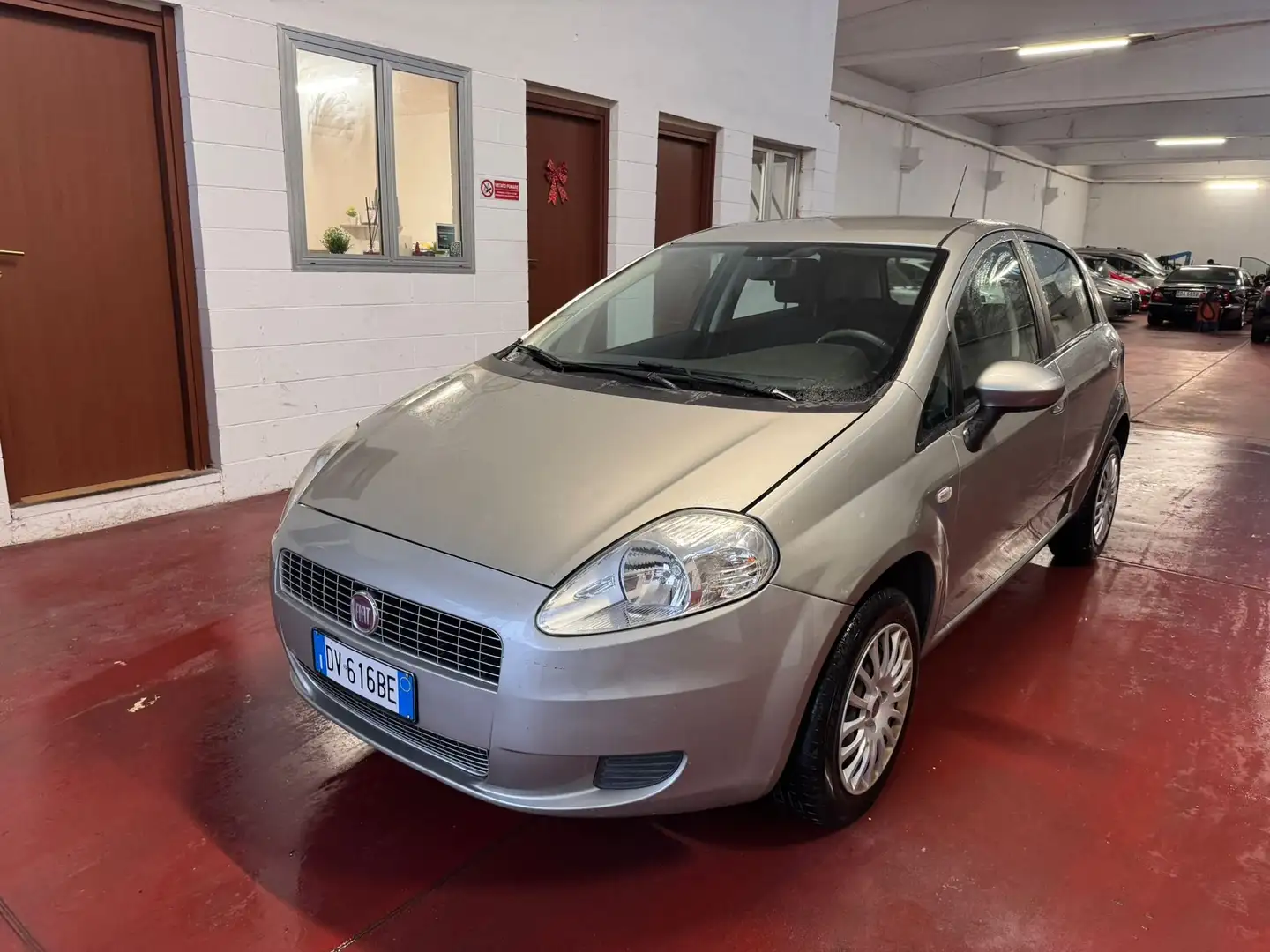 Fiat Grande Punto Grande Punto III 2005 5p 1.4 natural power Dynamic Zilver - 1