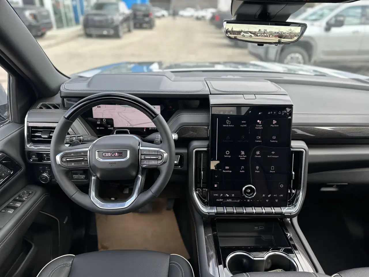 GMC Yukon снимка GMC Yukon