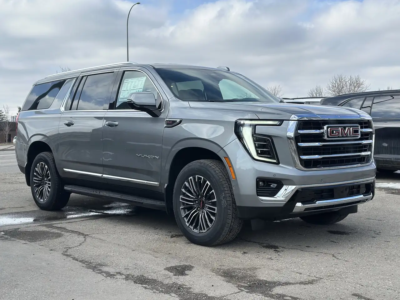 GMC Yukon снимка GMC Yukon