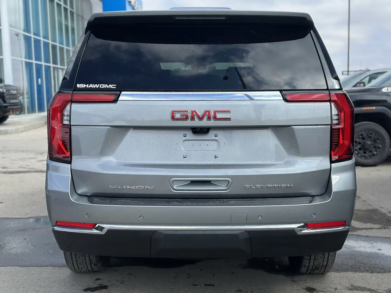 GMC Yukon снимка GMC Yukon