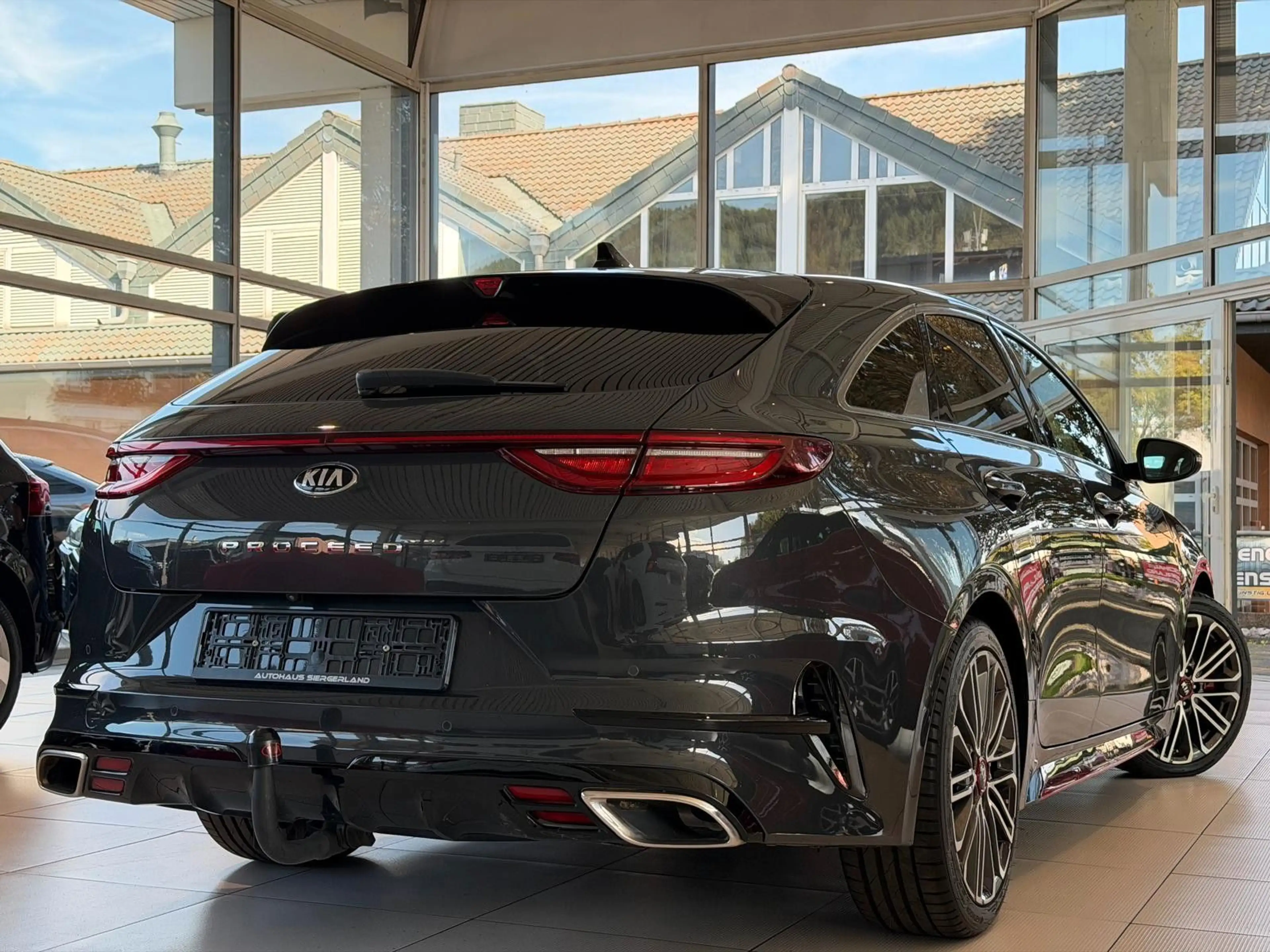 Kia ProCeed / pro_cee'd /1.HAND/AHK/KAMERA/JBL — photo 5