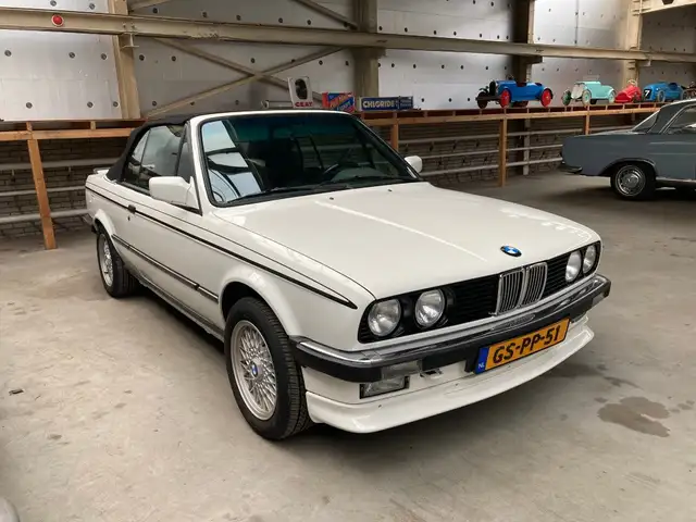 BMW 325 325i