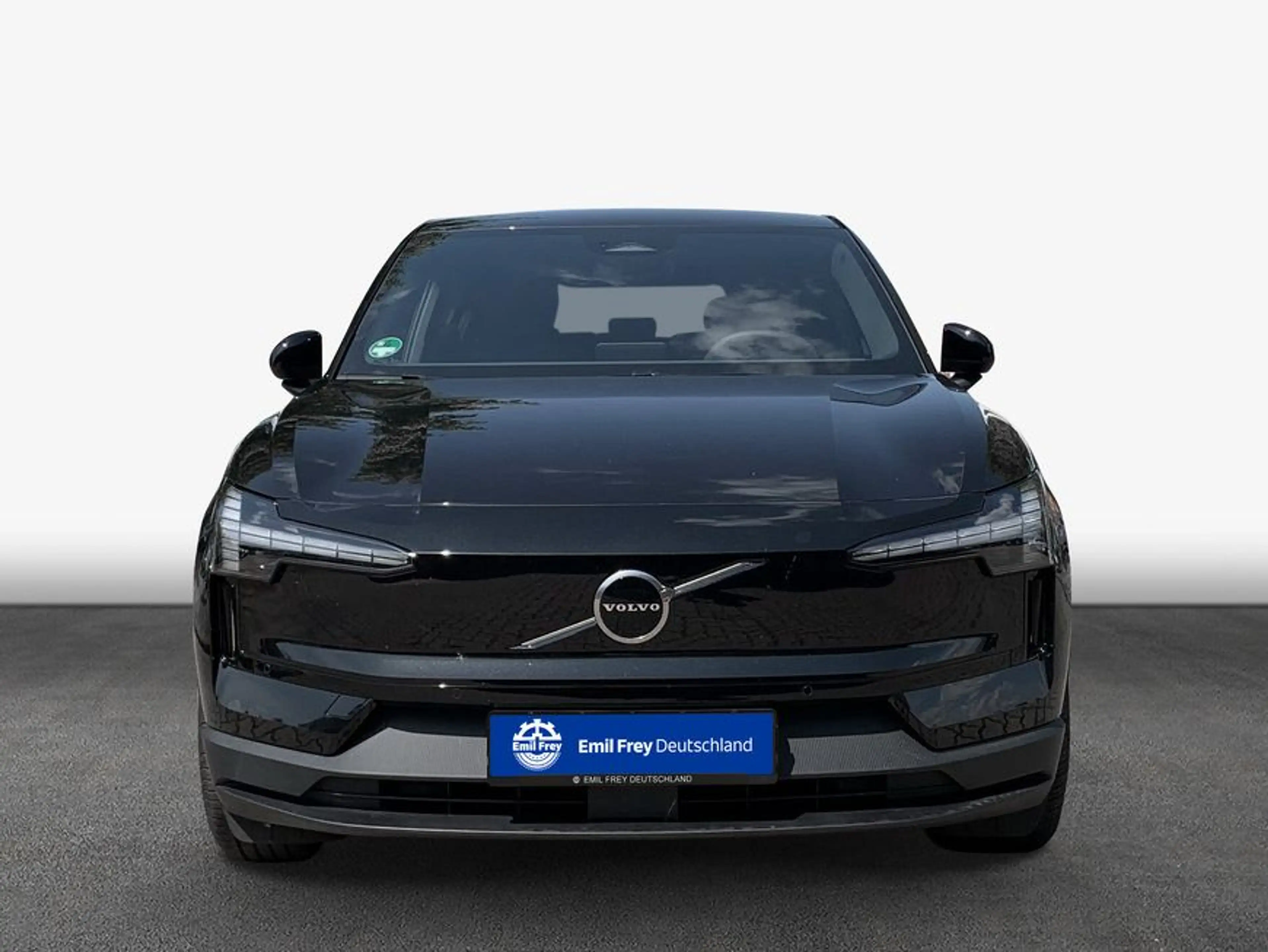 Volvo EX30 Single Motor RWD Plus — photo 3