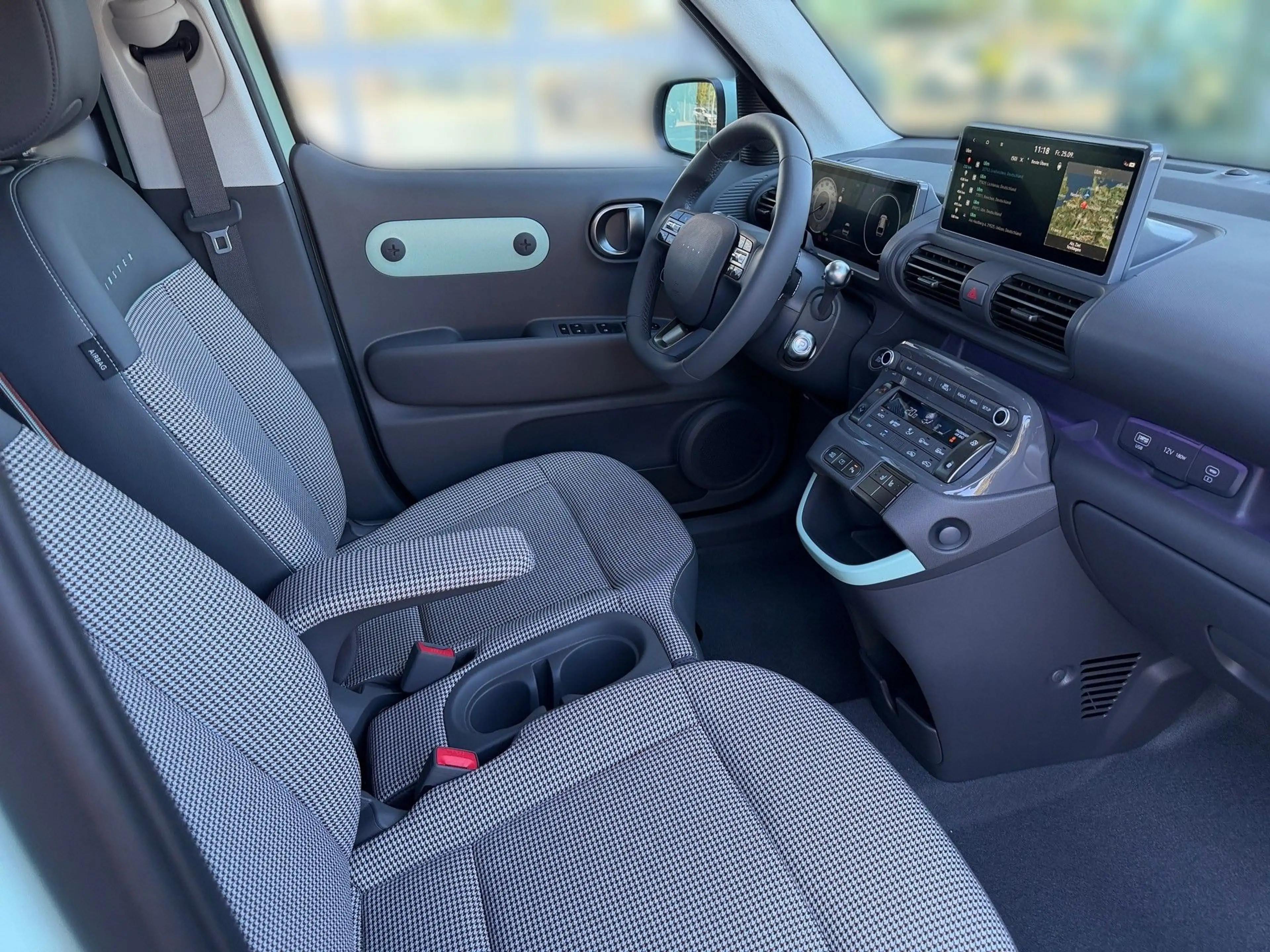 Hyundai Inster Lounge MY27 49 kWh Elektr.-Komfort Paket — photo 16