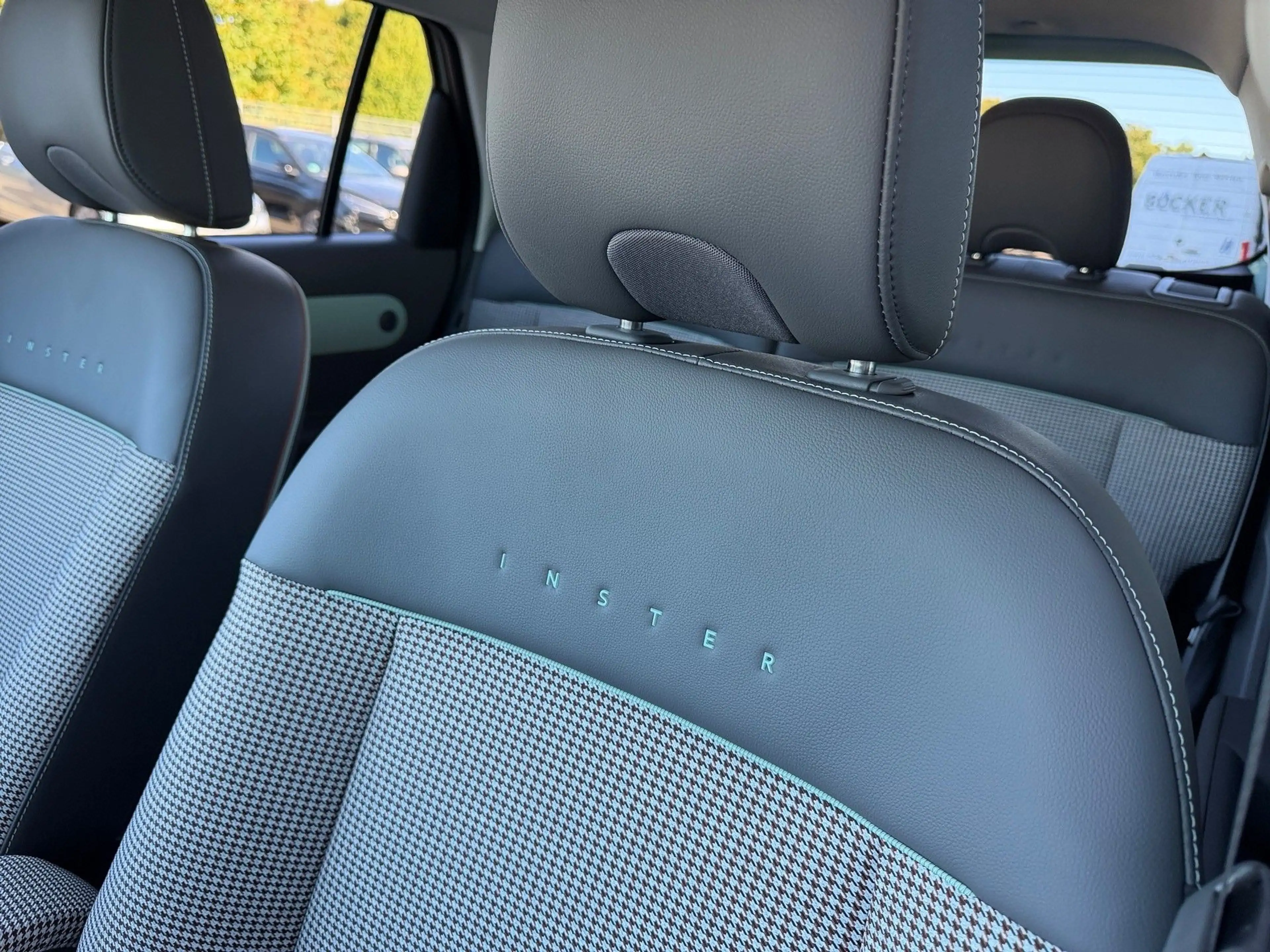 Hyundai Inster Lounge MY27 49 kWh Elektr.-Komfort Paket — photo 26
